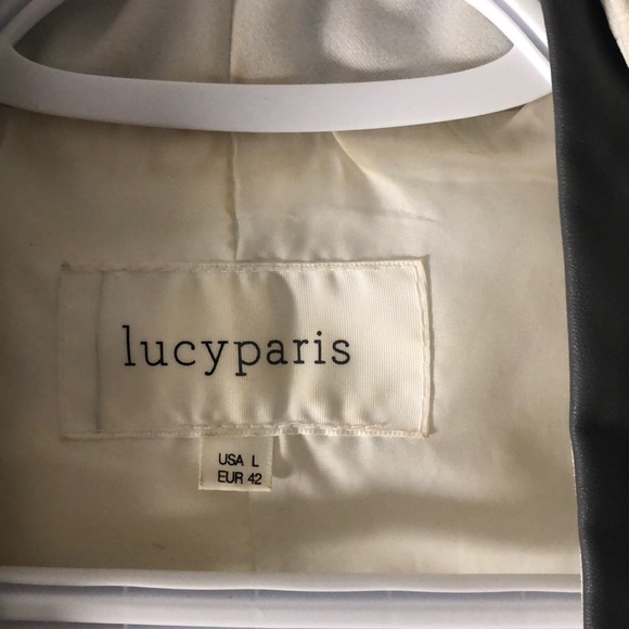 Longueuil, Montreal, Quebec - Picture 3 of 4